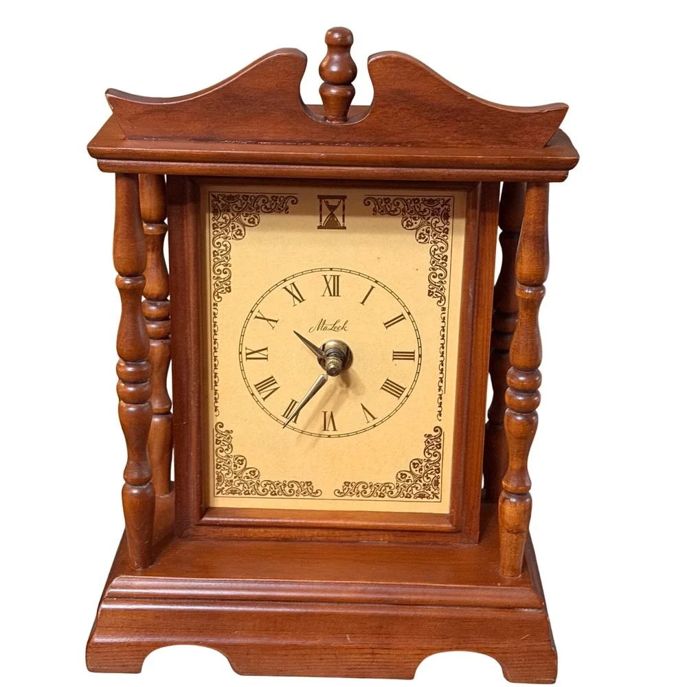 Vintage MaLeck Wood Mantel Clock Electric Spindle Pillars Roman Numerals Brown‎